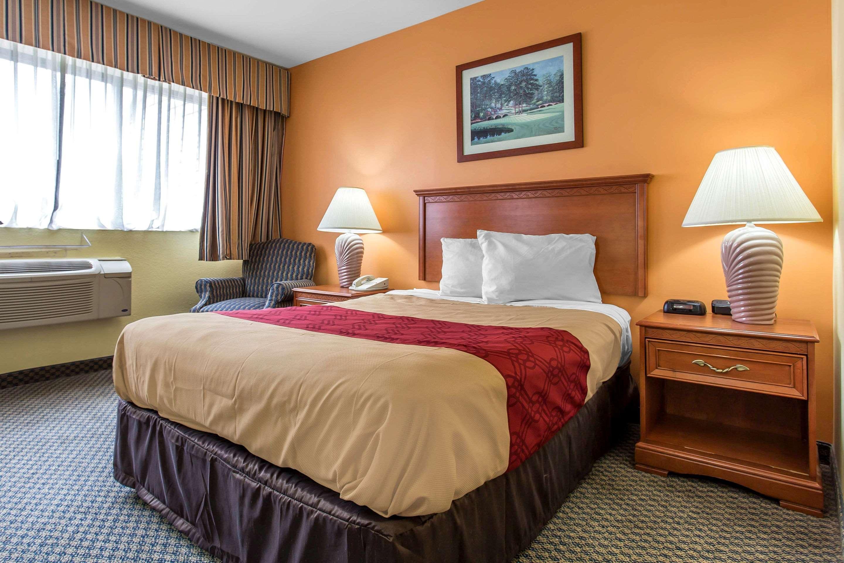 Econo Lodge & Suites Southern Pines Extérieur photo