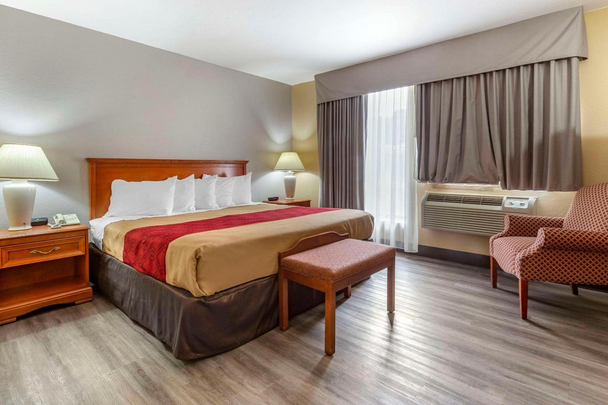 Econo Lodge & Suites Southern Pines Extérieur photo